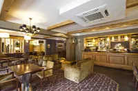 The Waterloo Hotel Các khách sạn ở Bro Garmon