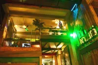 Hotel Provenza Garden Các khách sạn ở 