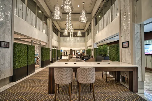 Holiday Inn Toronto Downtown Centre