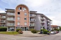 Séjours & Affaires Annecy le Pont Neuf Hotels in Seynod