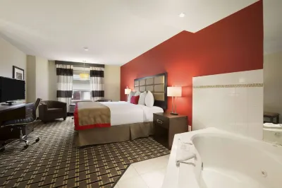 Ramada by Wyndham Edson Hotels in Edson