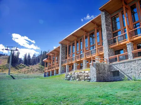 Sunshine Mountain Lodge