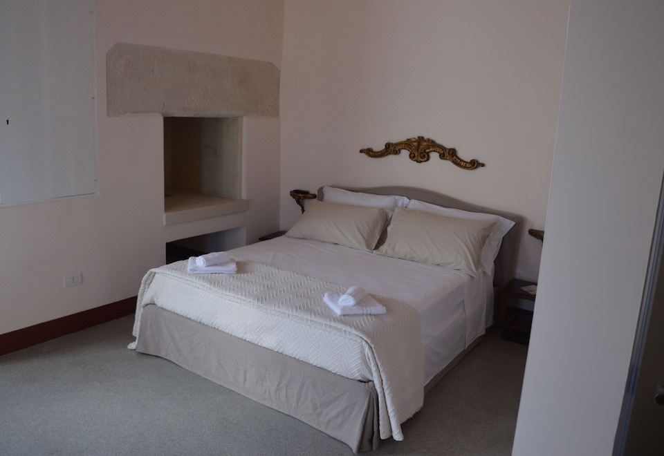 Augustus Resort - Housity