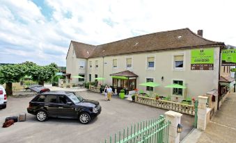 Logis Hôtel-Restaurant les Voyageurs