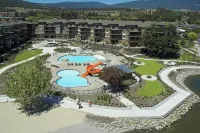 The Cove Lakeside Resort - Beach
