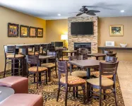 Rodeway Inn & Suites Near Okoboji Lake