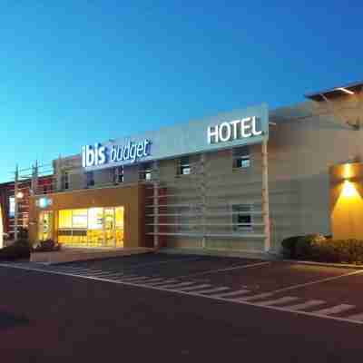 Hôtel Ibis Budget Saint-Maximin-la-Sainte-Baume Hotel Exterior