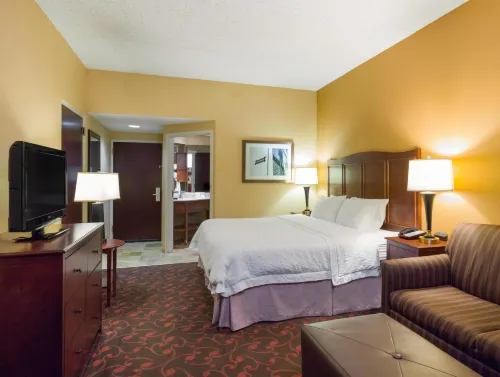 Larkspur Landing Carlisle Hotels in Middlesex Township