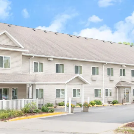 Days Inn by Wyndham Ames