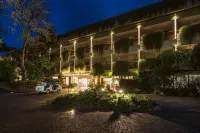 Gallia Palace Hotel - Relais & Châteaux Hotels near Public beach