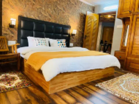 Hillscape Inn