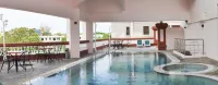 Mulia Hotel - Pools