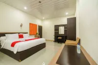 RedDoorz Plus @ Setiabudi Medan 4 Hotels in Medan Selayang