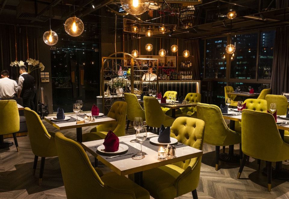 Authentic Hanoi HotelOver view