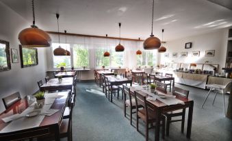 Hotel Bohemians - Housity