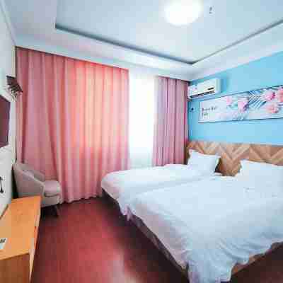 Zhuanshan Meet You Homestay Rooms