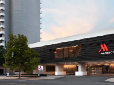 克里斯蓋特韋萬豪飯店 阿靈頓公墓附近的飯店