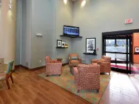 萊利/都林機場歡朋酒店 莫里斯維爾酒店