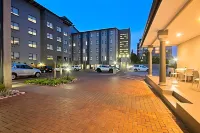 The Park Lodge Hotel - Yolcu Alma/Bırakma Hizmetleri