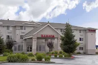 Holiday Inn Express Redding North, an IHG Hotel Hotel berhampiran Simpson University