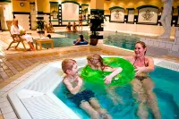 Fleischer's Hotel - Pools