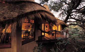 Pondoro Game Lodge