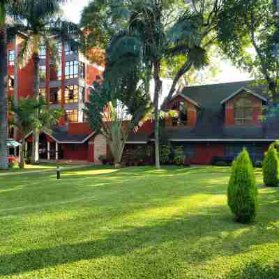 Kibo Palace Hotel Hotel Exterior