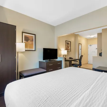Best Western Hilliard Inn  Suites