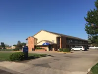 Americas Best Value Inn-Garden City Hotels near Finney County Public Library