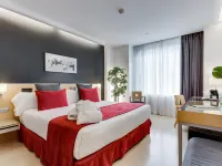 Sercotel Caspe Hotels near Ciutadella Park