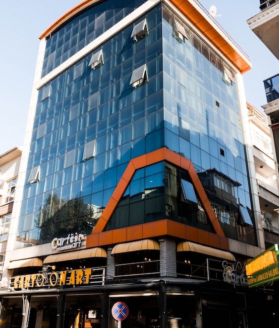 Midas Suit Otel - Housity