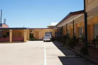 Ayrline Motel Hotels in Ayr