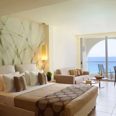 The Ixian Grand & All Suites