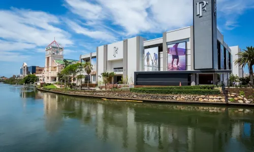 Aria Apartments