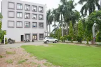 Hotel Nand Residency فنادق في Monhaw