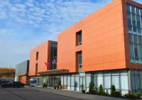 Gopark Hotel Hotels near Renus