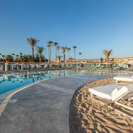 Kumara Serenoa by Lopesan Hotels