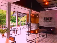 B.M.P Resort Hotels in Amphoe Thai Mueang