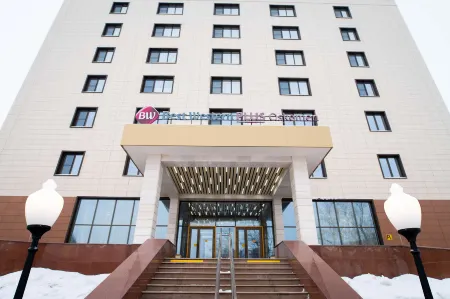 Best Western Plus Oskemen Отели рядом с достопримечательностью «Набережная им. Славского»