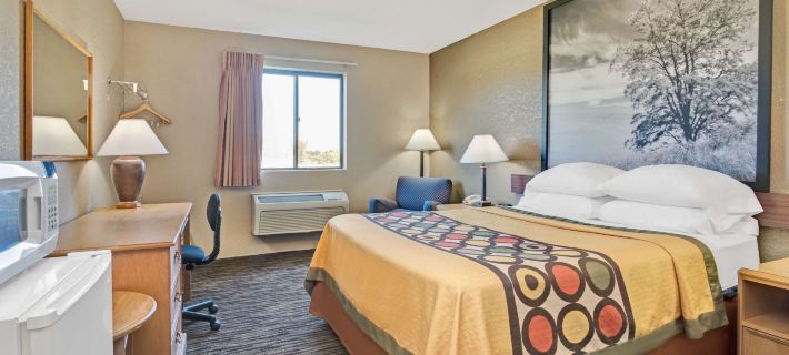 Super 8 by Wyndham Spokane/West Hotels in Spokane County