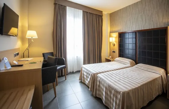 薩爾維維爾酒店