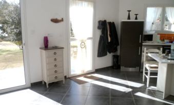 House with 3 Bedrooms in Saint-Jean-De-Monts, with Enclosed Garden - 1 km from The Beach