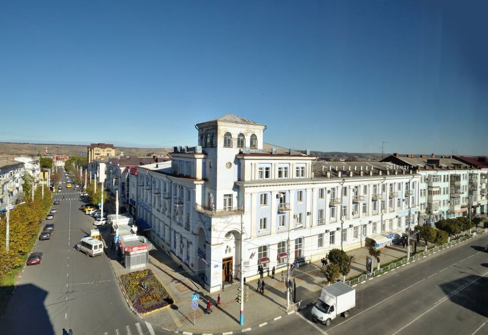 hotel overview picture