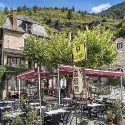 Auberge de la Cascade Hotel Exterior