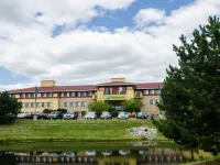 Holiday Inn PEWAUKEE-MILWAUKEE WEST by IHG Hotels in Pewaukee