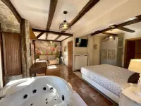 Akla la Casa Del Puente Hotels in Ruesga