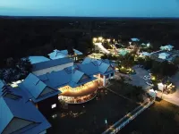 Nonghan Grand Hotel and Resort Hotels in Nong Han