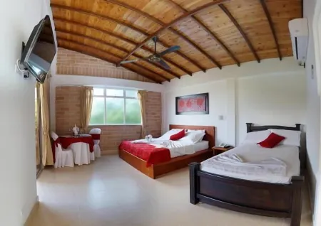 Hostería Fundadores