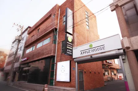Apple House Mini Hotel