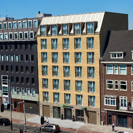 Holiday Inn Express AMSTERDAM - CITY HALL by IHG Отели рядом с достопримечательностью «Выставка «Тайны тела. Вселенная внутри»»